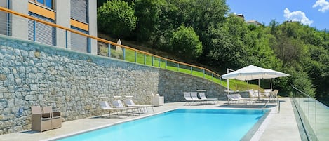 Family Apartment, Multiple Bedrooms, 2 Bathrooms, Mountainside (Riva Bellano Margherita 2) | Outdoor pool