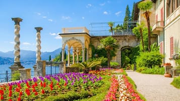 Appartamento familiare, camere multiple, 2 bagni, lato montagna (Riva Bellano Margherita 2) | Esterni