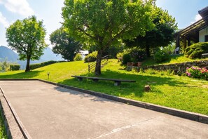 Family Villa, 2 Bedrooms, Microwave, Mountainside (Villa Il Castagno) | Property grounds