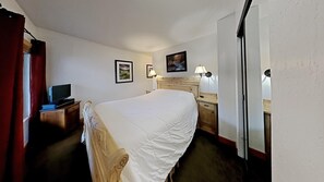 2 bedrooms, laptop workspace, free WiFi