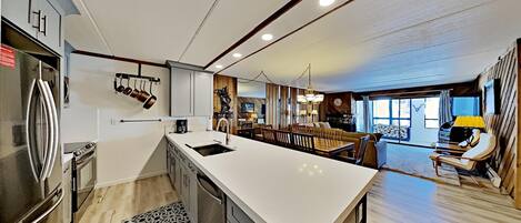 Appart'hôtel, 3 chambres | Cuisine privée