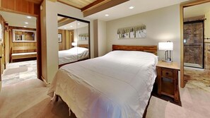Condo, 2 Bedrooms