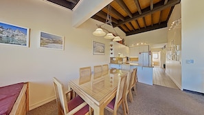 Condo, 4 Bedrooms | Private kitchen | Fridge, oven, coffee/tea maker, toaster