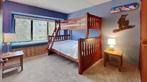 Condo, 4 Bedrooms | 4 bedrooms, laptop workspace, free WiFi - Family Friendly Spacious Mountain 4 Bedroom Condo - Closest to Canyon Lodge! by RedAwning (Mammoth Lakes)