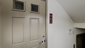 Condo, 3 Bedrooms | Interior