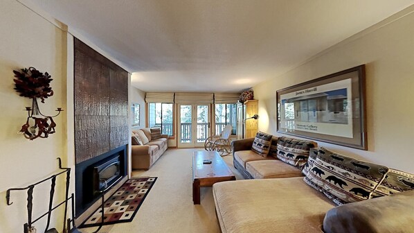 Condo, 1 Bedroom | Living area