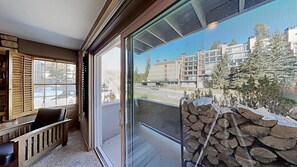 Condo, 2 chambres | Vue depuis l’hébergement 