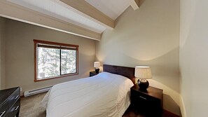 Condo, 4 Bedrooms | 4 bedrooms, laptop workspace, free WiFi