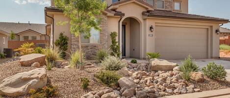 House, 4 Bedrooms | Exterior