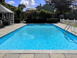 Cottage | Pool