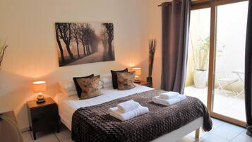 8 chambres, fer et planche Ă repasser, lit parapluie, Wi-Fi gratuit