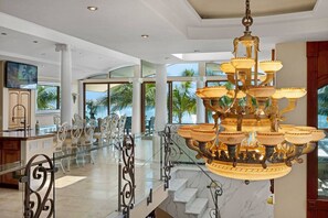 Dining - Family Luxurious Waterfront Escape (San Diego)
