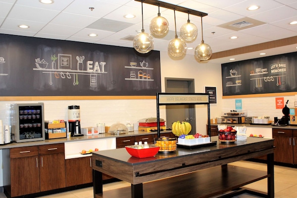 Petit déjeuner buffet compris tous les jours