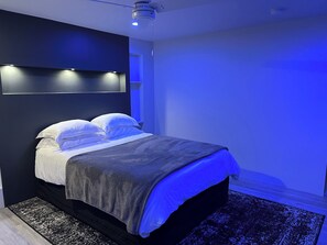 1 chambre, Wi-Fi, draps fournis