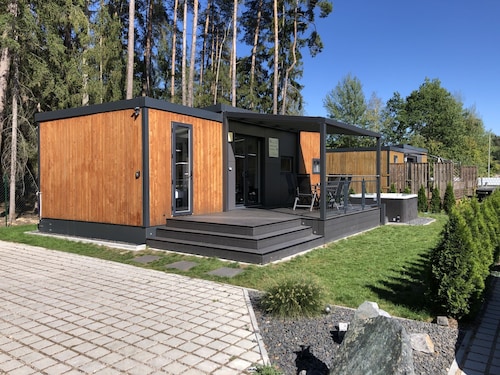 Smartes Mobilheim am See mit Whirlpool (WA102)