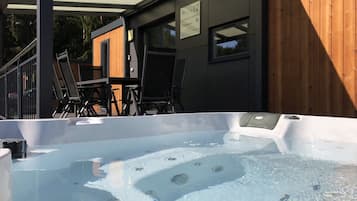 室外 SPA 浴缸