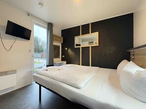 3 間睡房、免費 Wi-Fi、床單