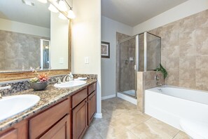 Condo, Multiple Beds, Private Pool, Garden View | Bathroom - FL Special!! The Palm (Davenport)