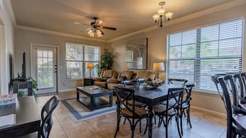 Condo, Multiple Beds, Patio, Garden View (Bella Piazza Condo) | Interior