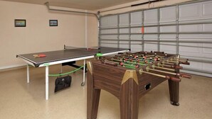 Games room - Spacious & Relaxing Deluxe Home w/ Private Pool (Davenport)