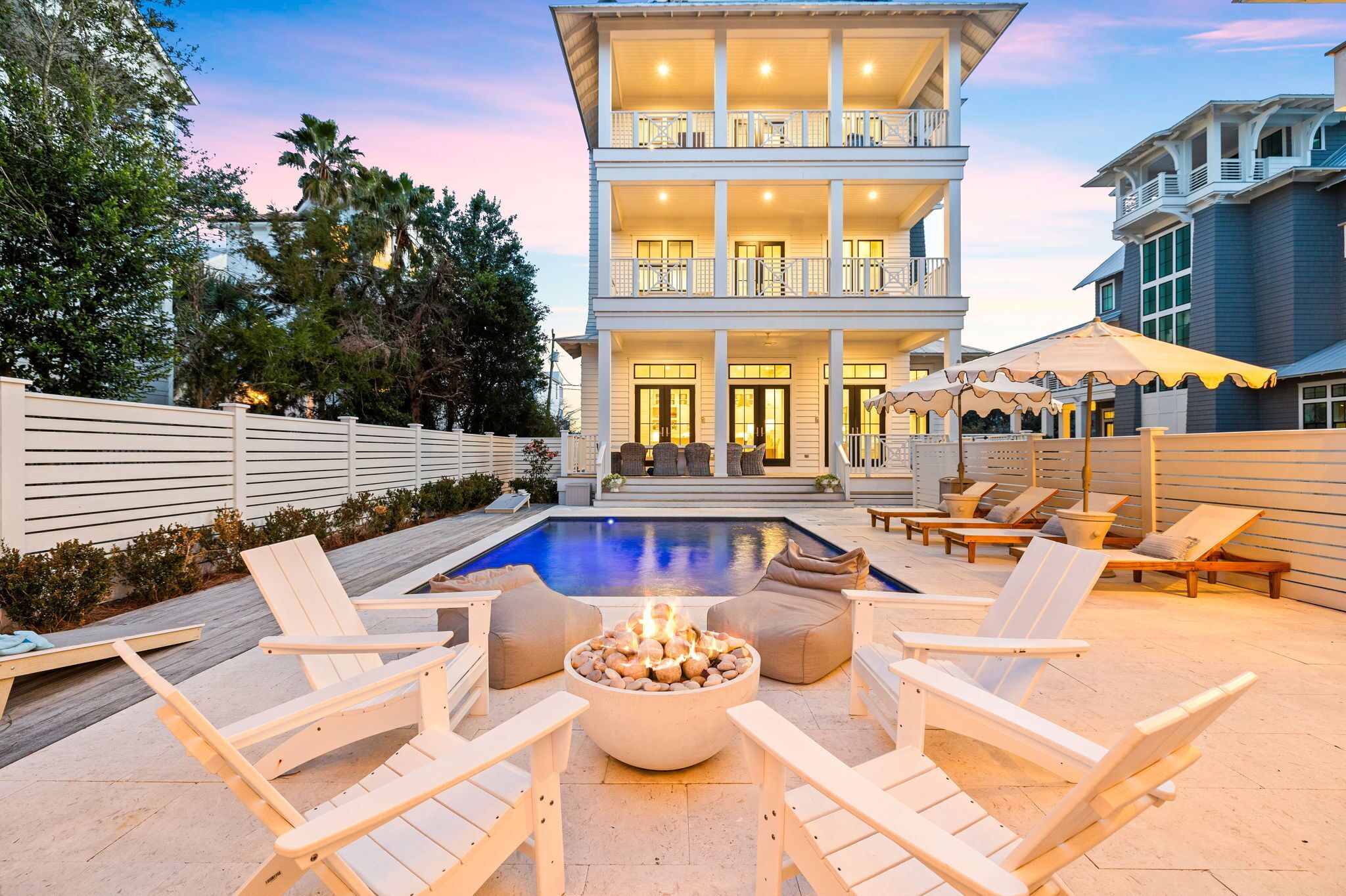 Book your Fall Break with us! Private Pool! New Construction! Steps to the Beach!