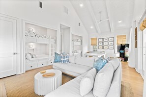 Flat-screen TV, fireplace