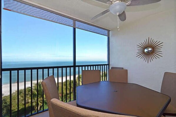 Dining - Bayshores - William Raveis Rentals (Naples)