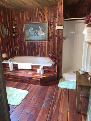Hårtørrer, håndklæder, Sæbe, Shampoo