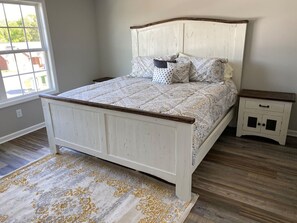 4 bedrooms, WiFi, bed sheets