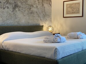 3 chambres, fer et planche à repasser, Wi-Fi gratuit, draps fournis