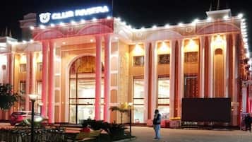 Front of property – evening/night