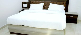 Club Riviera