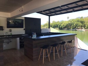 Bar (on property) - Exclusive Villa with a Great View ! (Santiago)