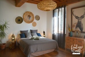 6 bedrooms, iron/ironing board, travel crib, free WiFi