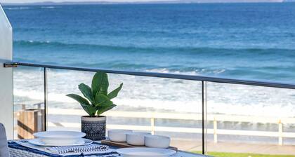 Mariners 6 - Beachfront studio apartment with breathtaking coastal views