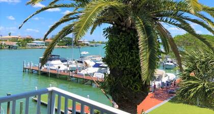 WaterView, Studio #20, Family Friendly, Close to Beach