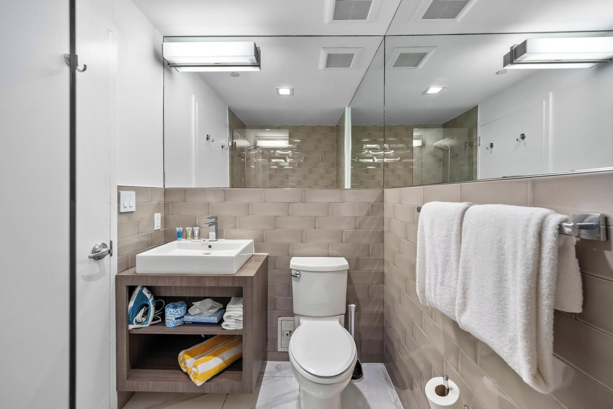 Photo - Luxuri Suites