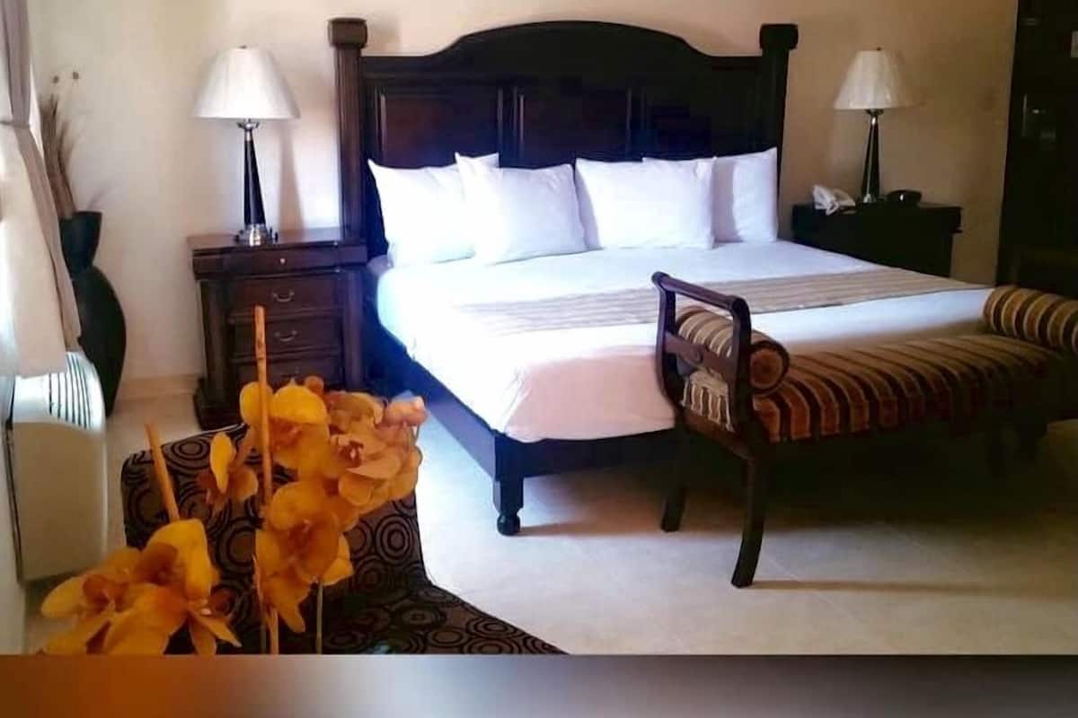 Superior kamer, 1 tweepersoonsbed | Bedden met traagschuimmatras, individueel gedecoreerd