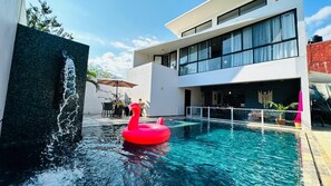Indoor pool, outdoor pool