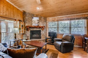 Condo, Multiple Beds (Black Canyon Inn Unit A4/5) | Living room - Black Canyon Inn Unit A4/5 (Estes Park)