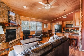Condo, Multiple Beds (Black Canyon Inn Unit A4/5) | Living room - Black Canyon Inn Unit A4/5 (Estes Park)