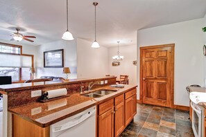 Condo, Multiple Beds (Black Canyon Inn Unit F2) | Private kitchen