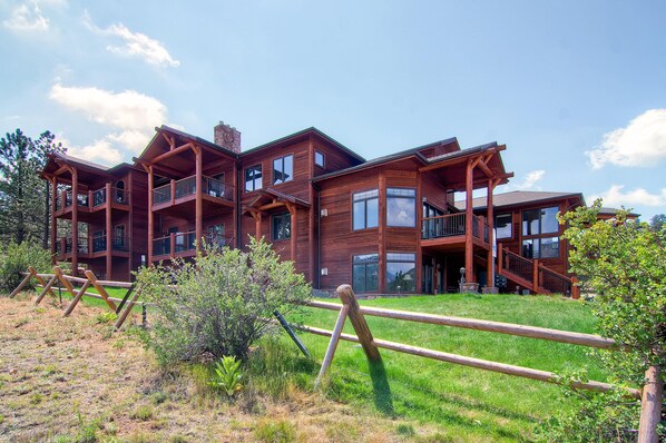 Condo, Multiple Beds (Black Canyon Inn Unit F2) | Exterior