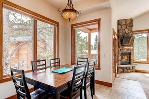Appart'hôtel, plusieurs lits (Black Canyon Inn Unit H2) | Cuisine privée