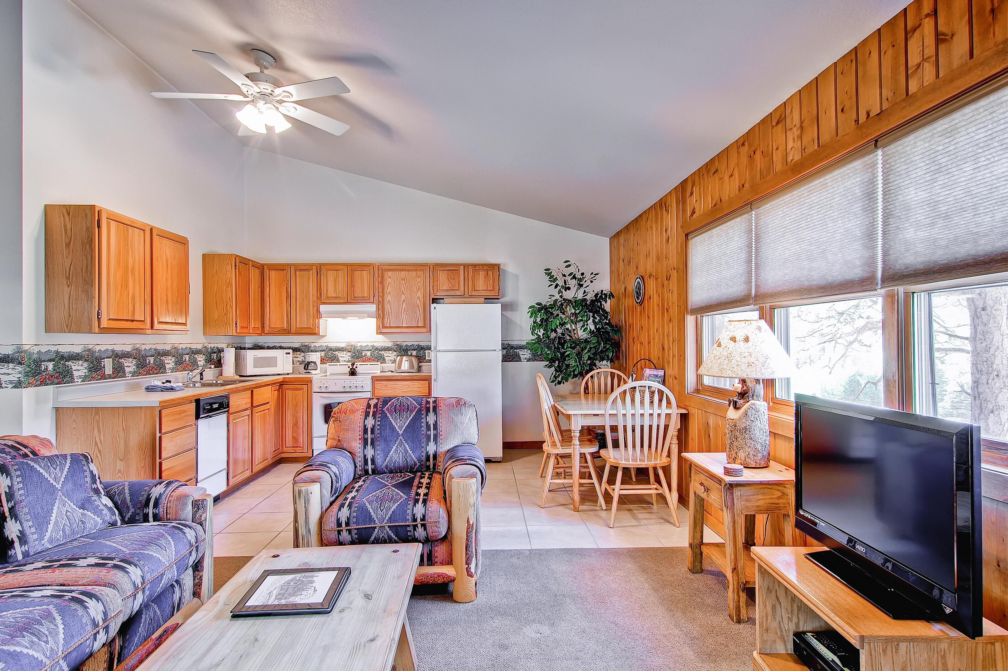 Condo, 1 King Bed (Black Canyon Inn Unit D6) | Living room