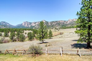 Condo, 1 King Bed (Black Canyon Inn Unit F7 Deluxe) | Property grounds