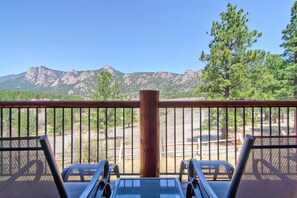 Appartamento, 1 letto king (Black Canyon Inn Unit F7 Deluxe) | Balcone