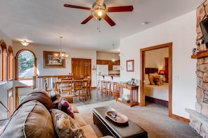 Condo, Multiple Beds (Black Canyon Inn Unit F4) | Living room