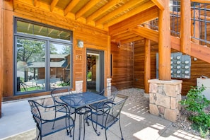 Condo, 1 King Bed (Black Canyon Inn Unit F1 Deluxe) | Balcony