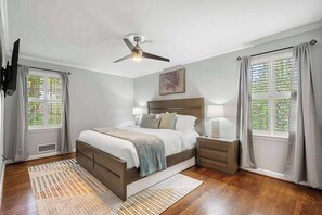 4 dormitorios, tabla de planchar con plancha, wifi y ropa de cama
